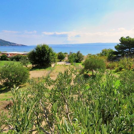 Seaside Apartment أوميس المظهر الخارجي الصورة